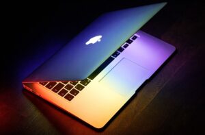 Les Écoles de Commerce et l’Importance du Réseau Professionnel